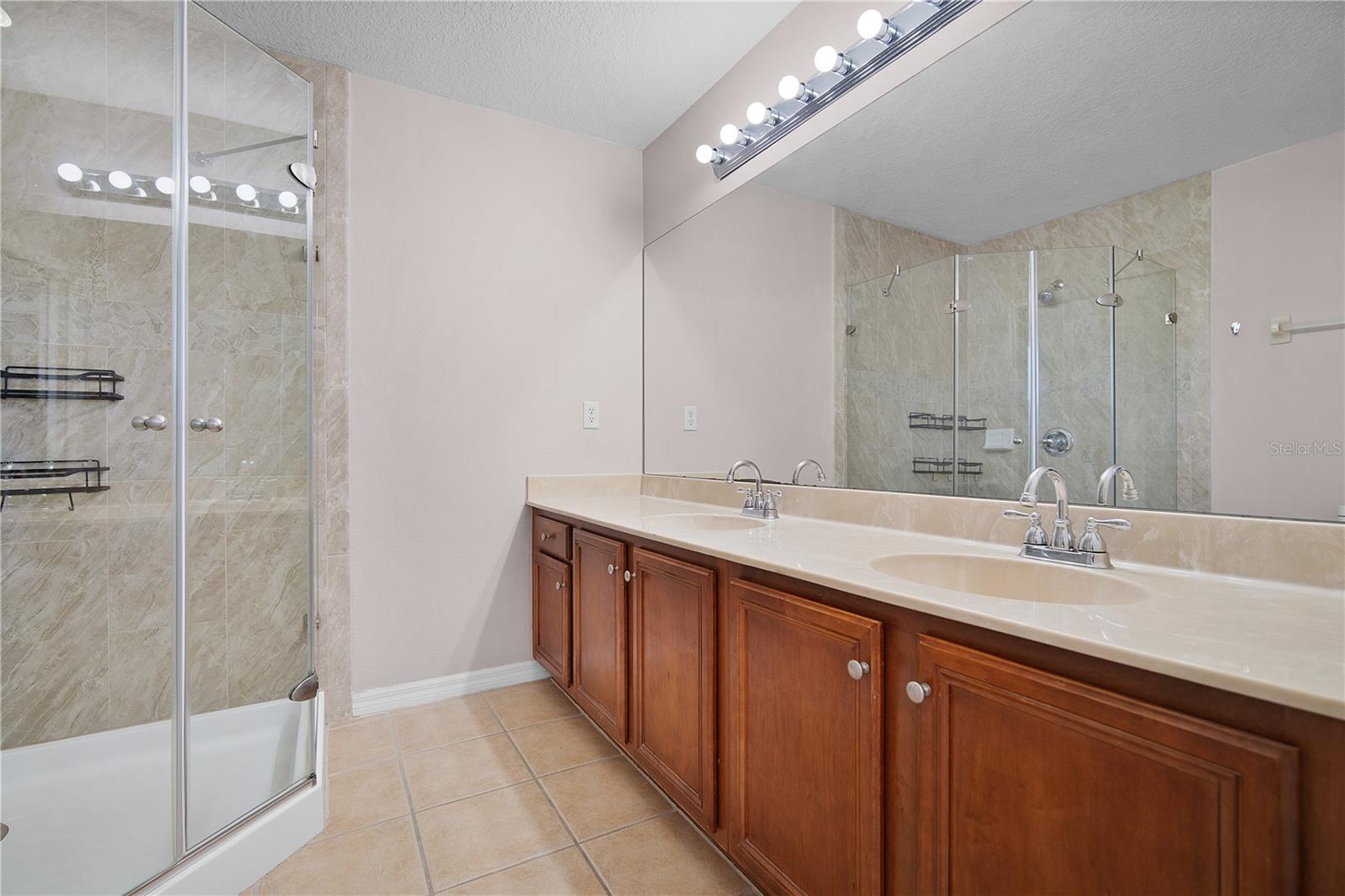 LIVE OAK PRESERVE PH 1E VILLAGE - Residential