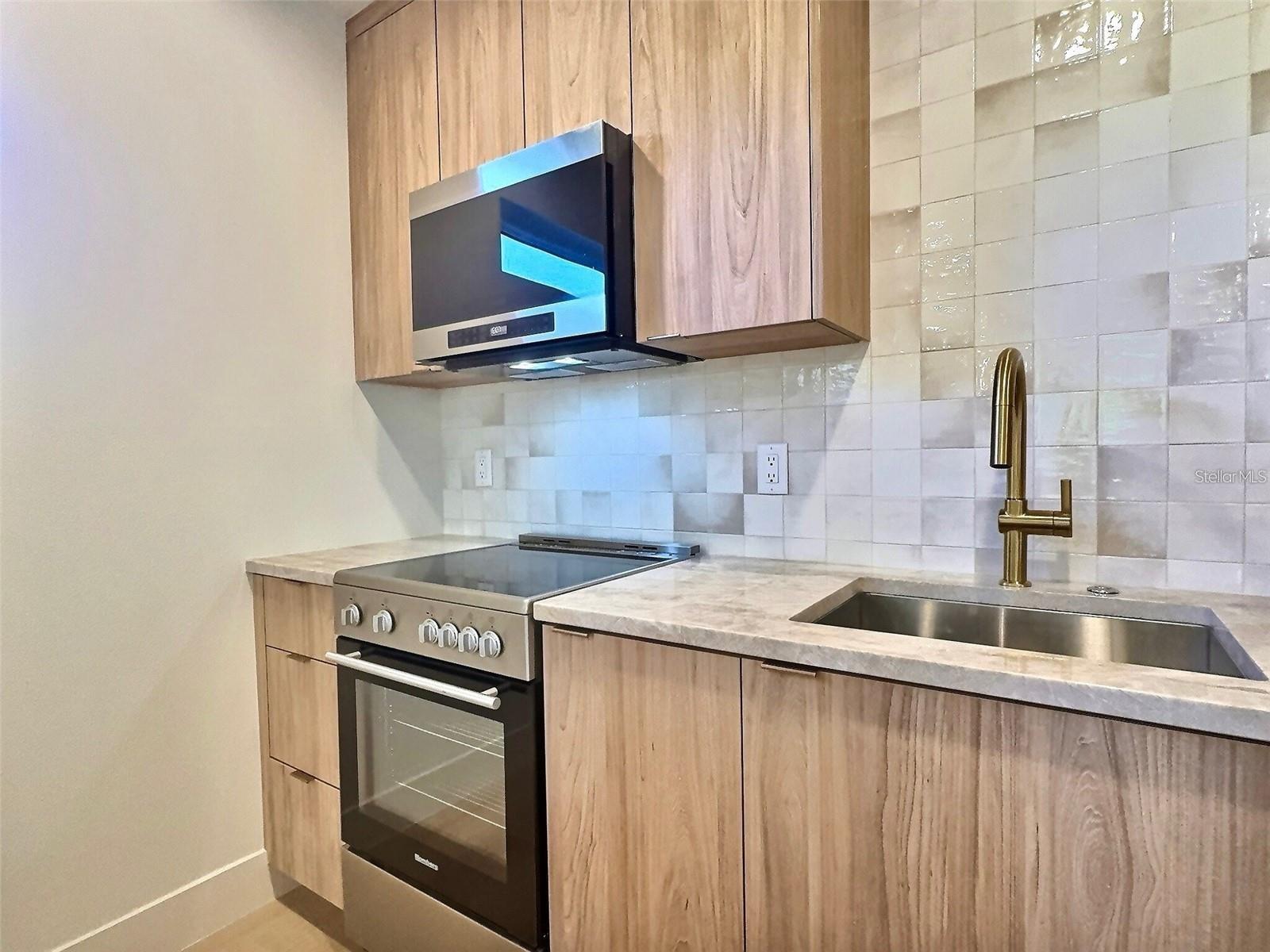 WHITES REP - Residential