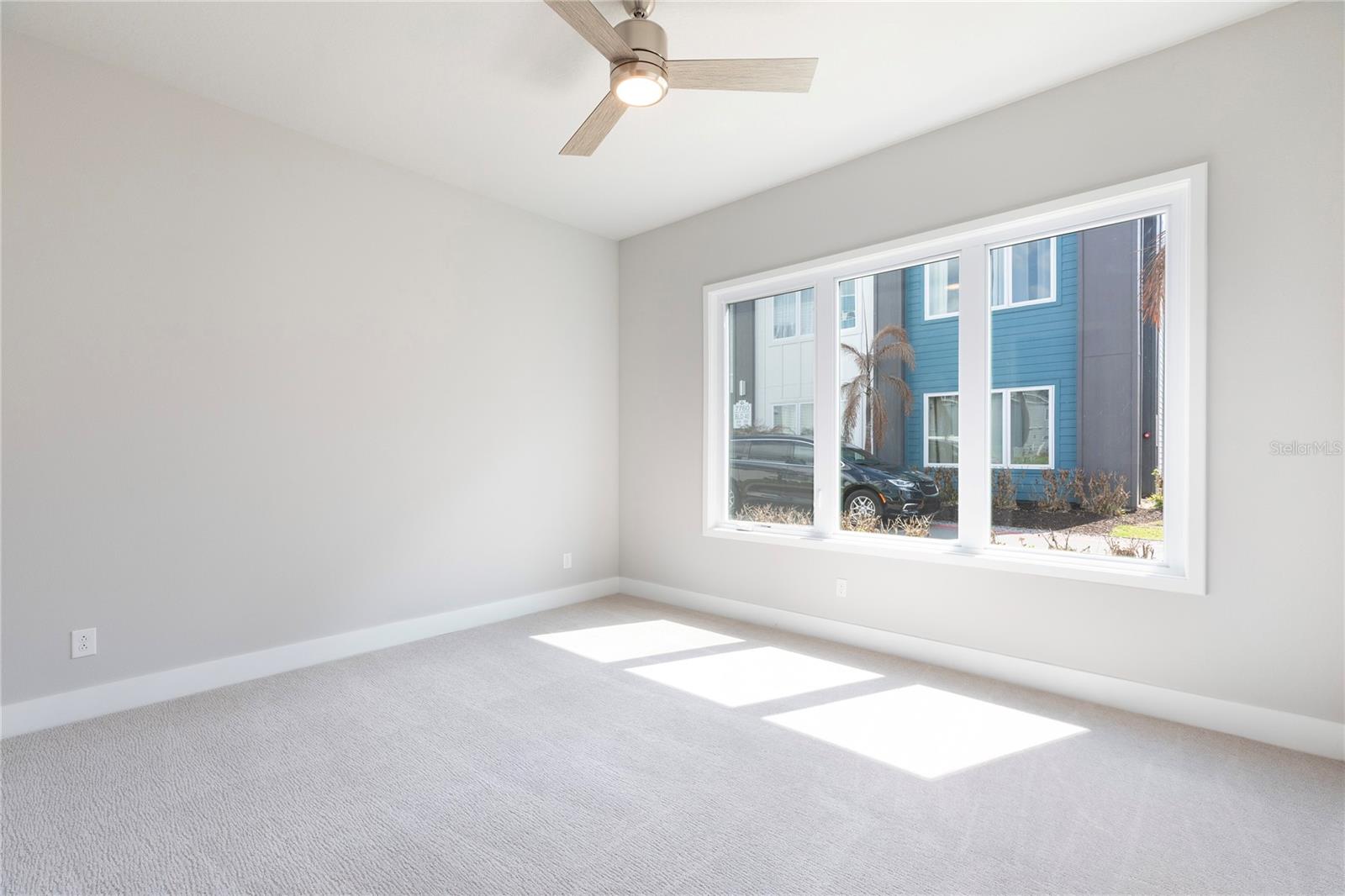 SPECTRUM AT REUNION CONDO PH 10 - Residential