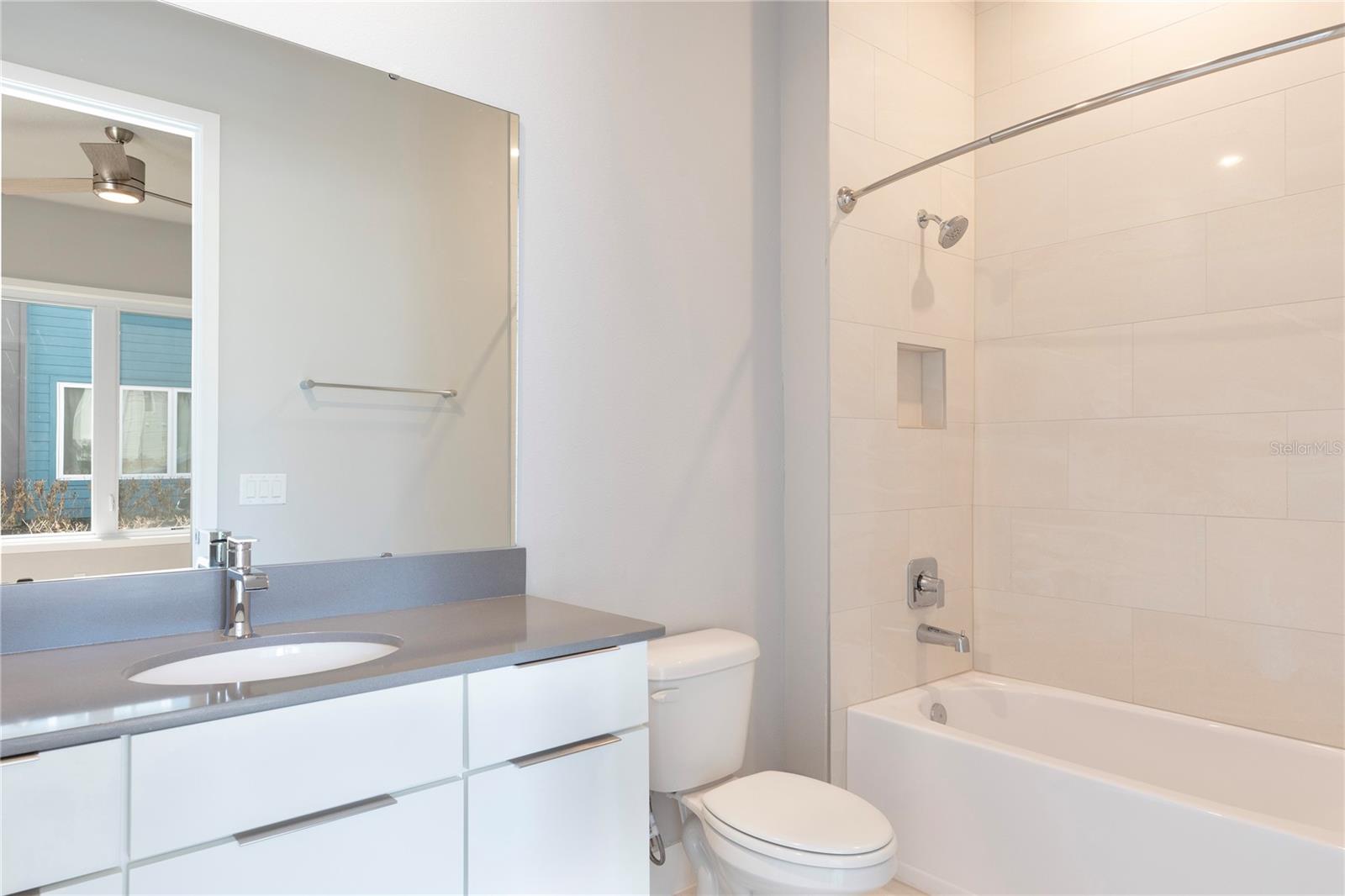 SPECTRUM AT REUNION CONDO PH 10 - Residential