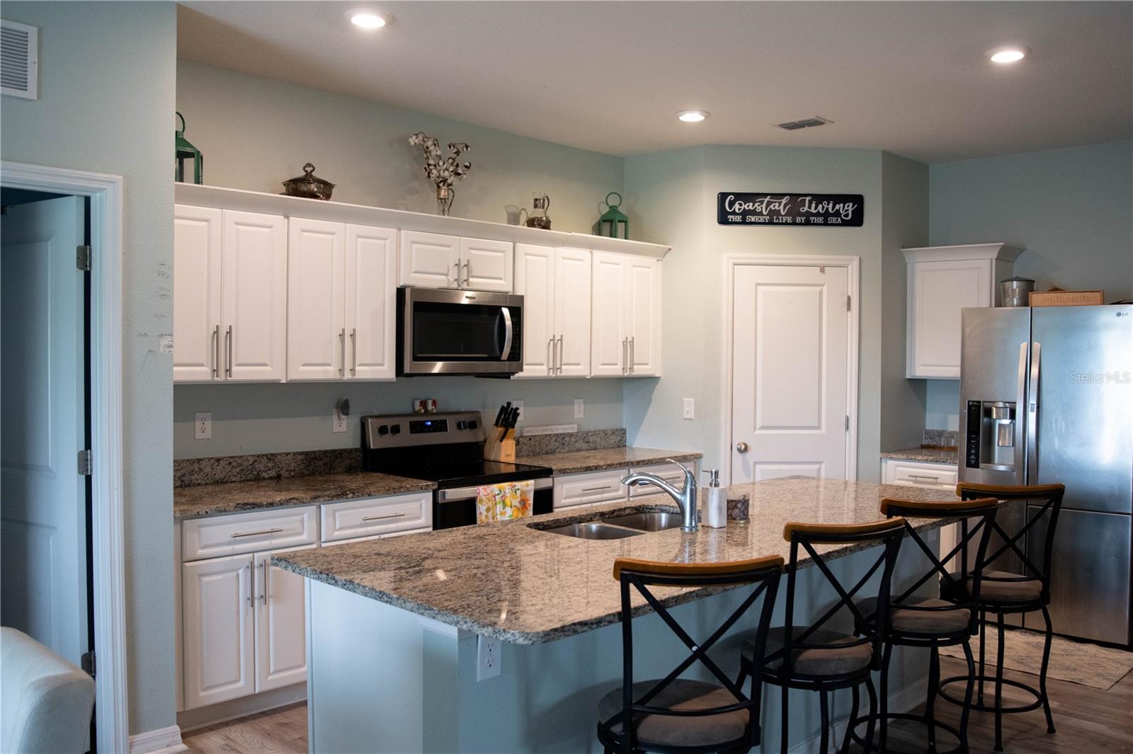 COASTAL WOODS UN B1 - Residential