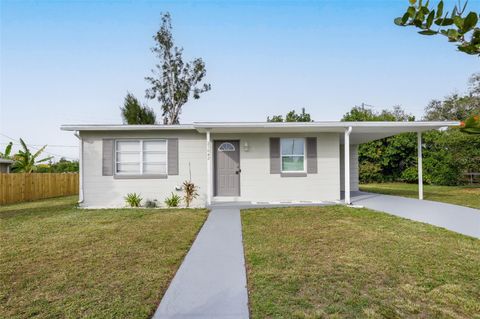 A home in PORT CHARLOTTE