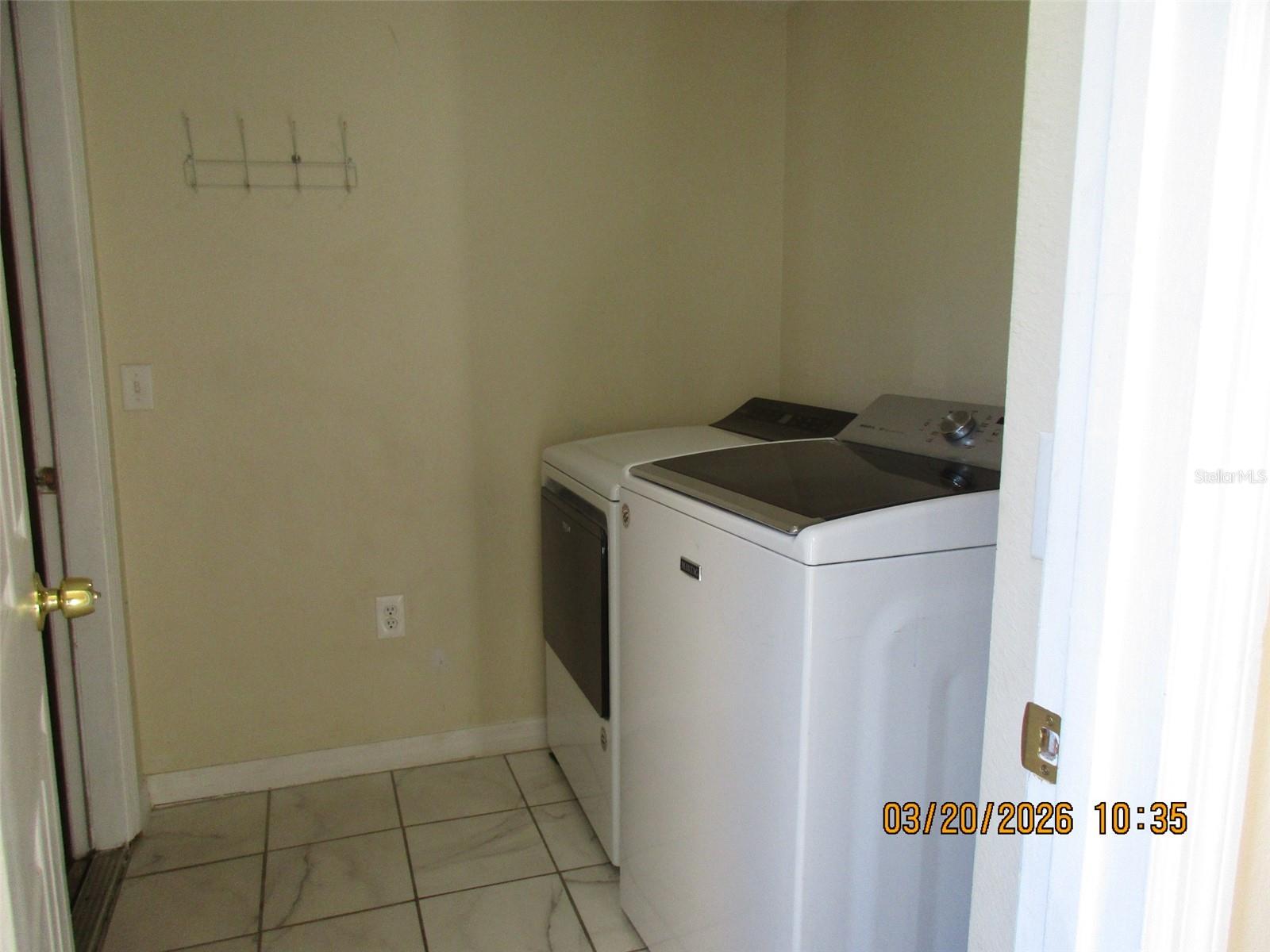 WETHERBEE LAKES SUB - Residential Lease