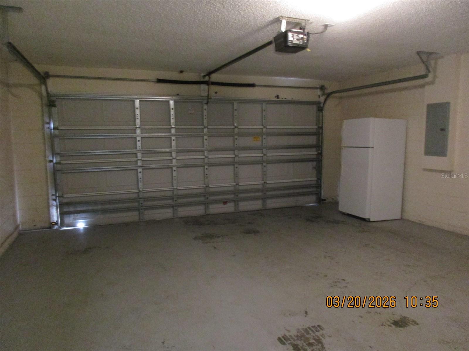 WETHERBEE LAKES SUB - Residential Lease