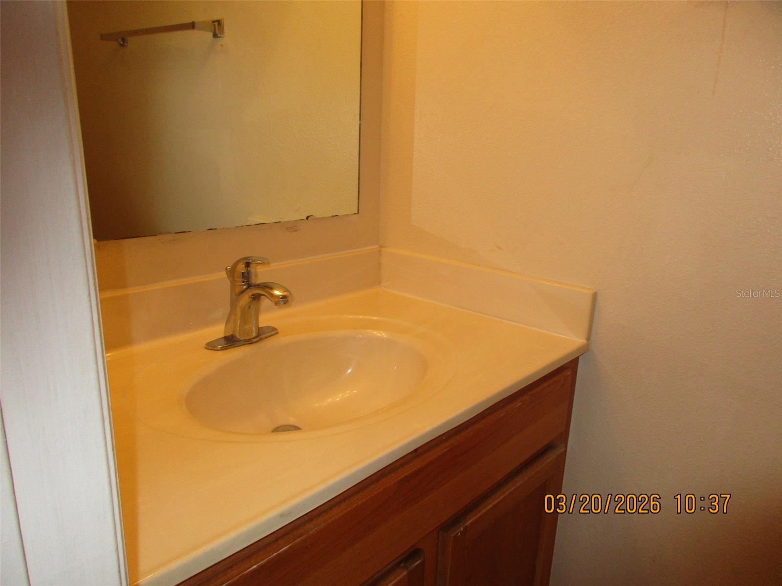 WETHERBEE LAKES SUB - Residential Lease