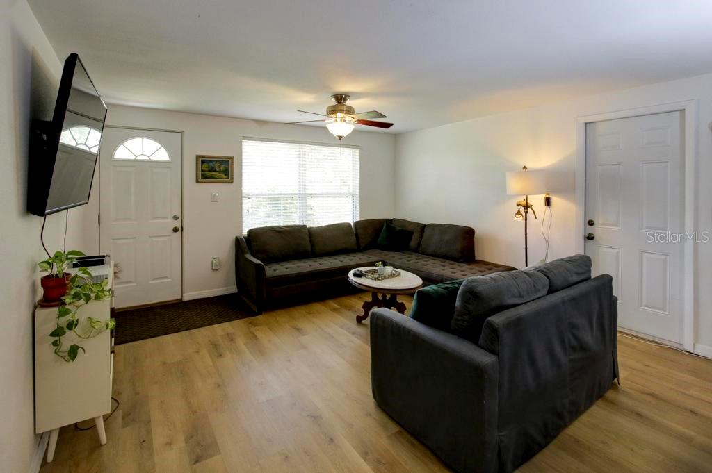 BAYFRONT MANOR - Residential