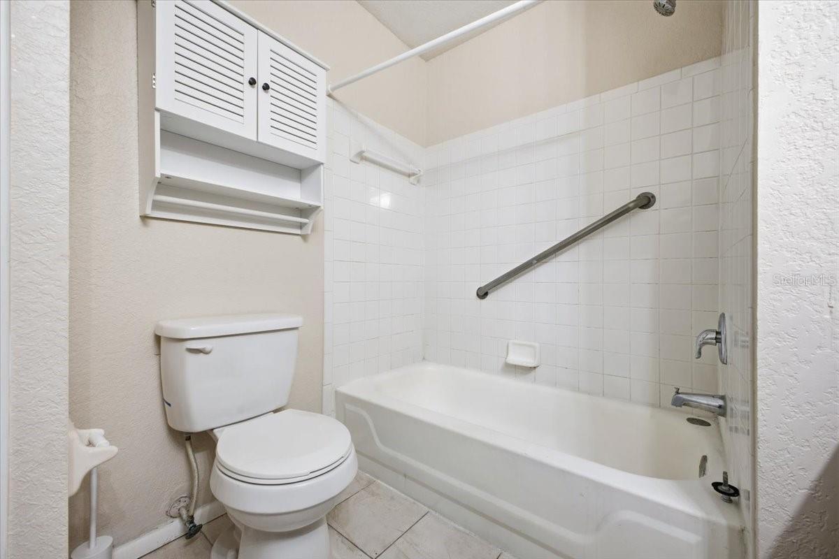 SANCTUARY/BAY HILL - Residential