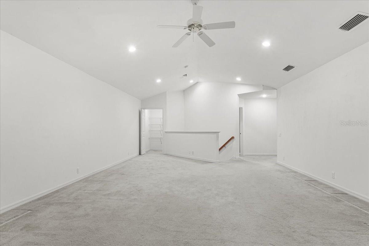 WOODFIELD REP - Residential