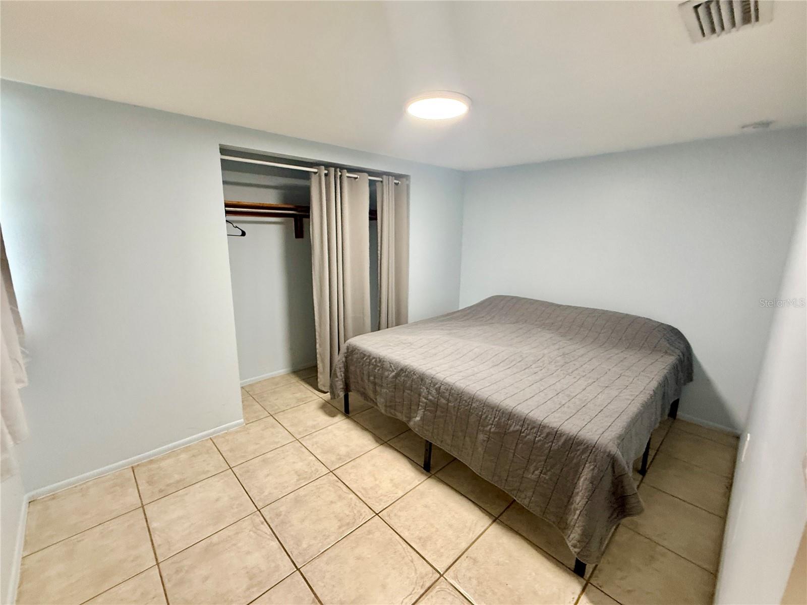 SUN HAVEN - Residential Lease