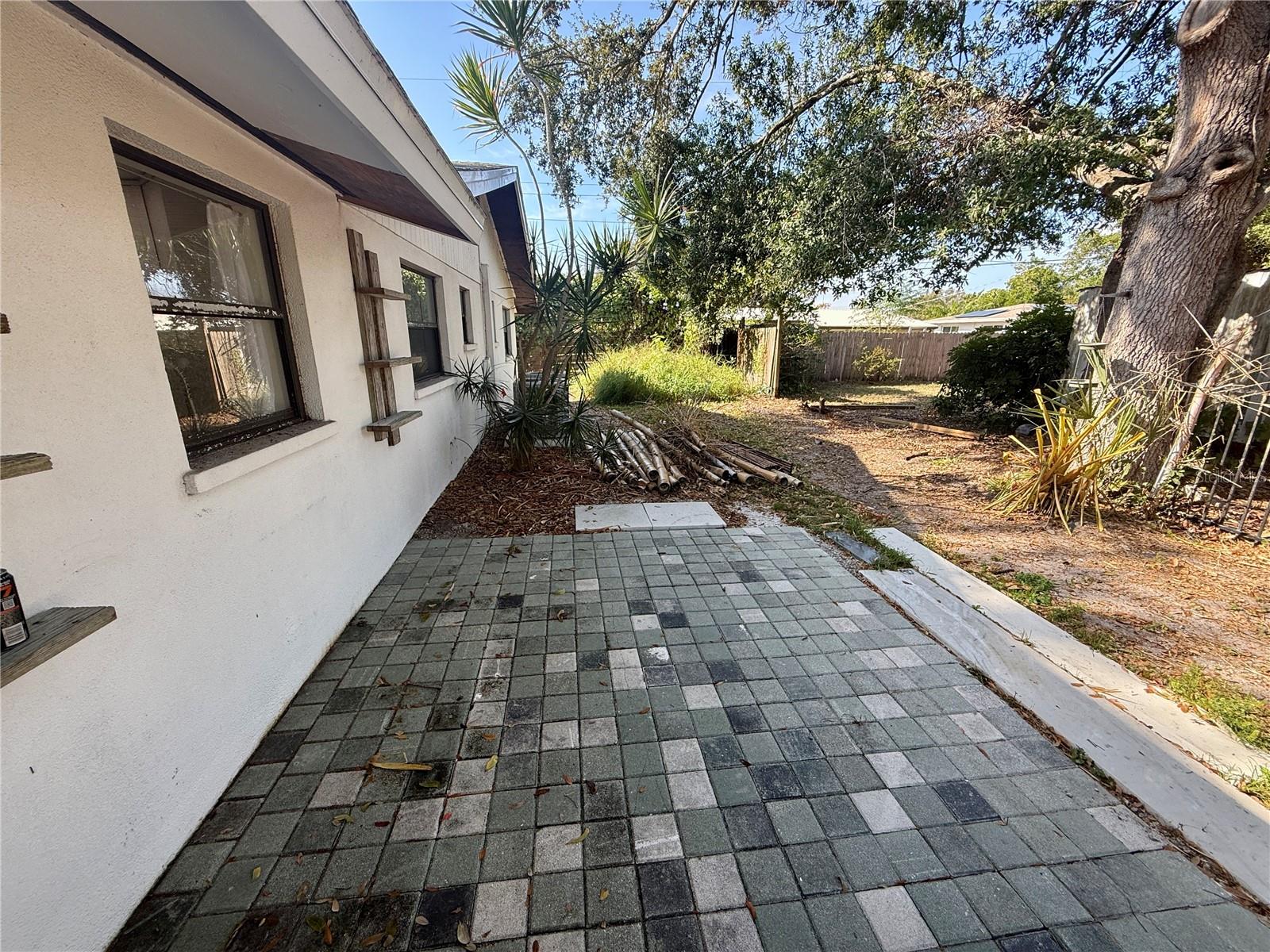 SUN HAVEN - Residential Lease