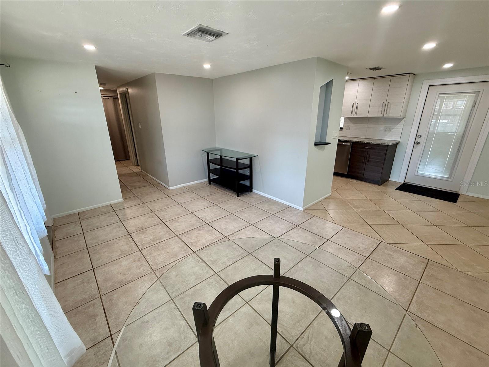 SUN HAVEN - Residential Lease