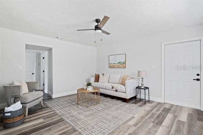 JUNGLE COUNTRY CLUB 2ND ADD - Residential Lease
