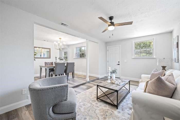 JUNGLE COUNTRY CLUB 2ND ADD - Residential Lease