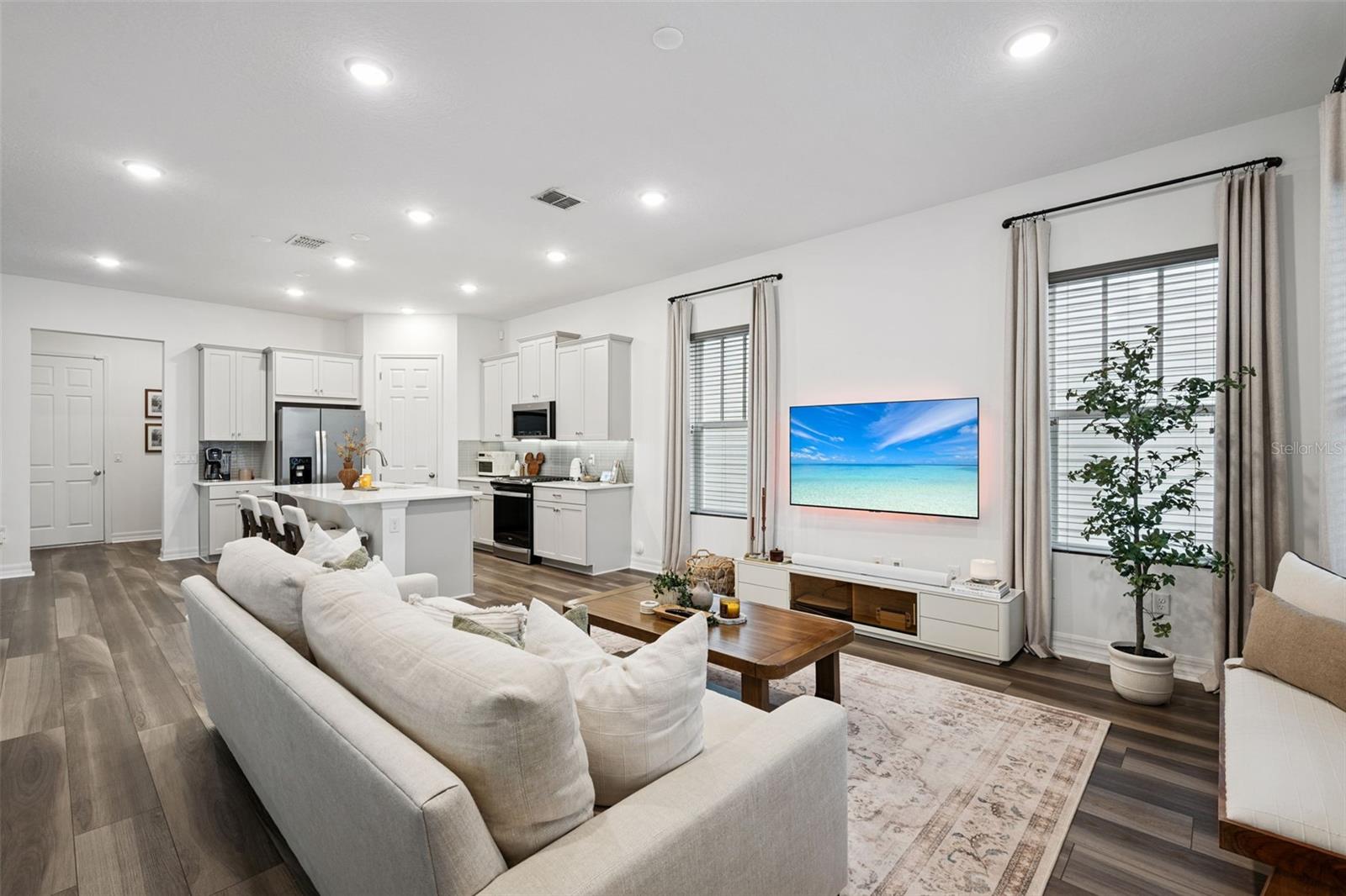 7313 TIDEPOOL PLACE