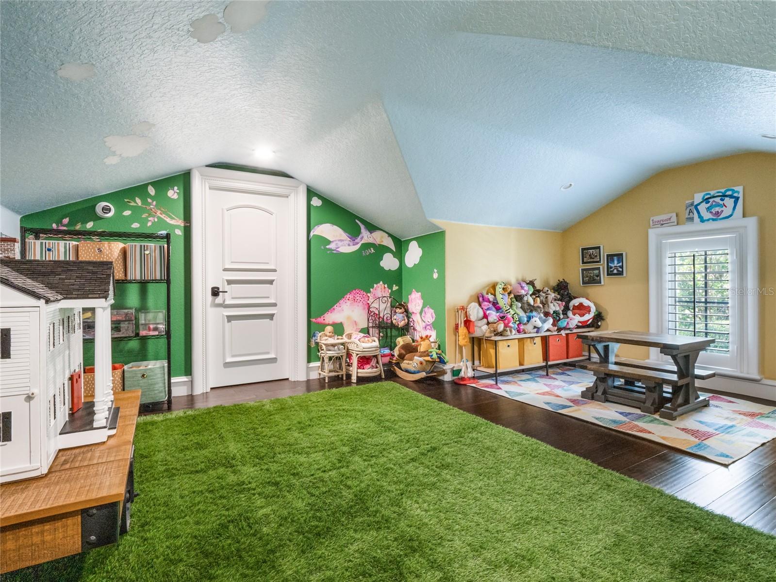 RESERVE AT LAKE BUTLER SOUND 45/120 - Residential