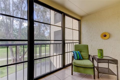 Condominium in SEMINOLE FL 9433 HARBOR GREENS WAY 26.jpg