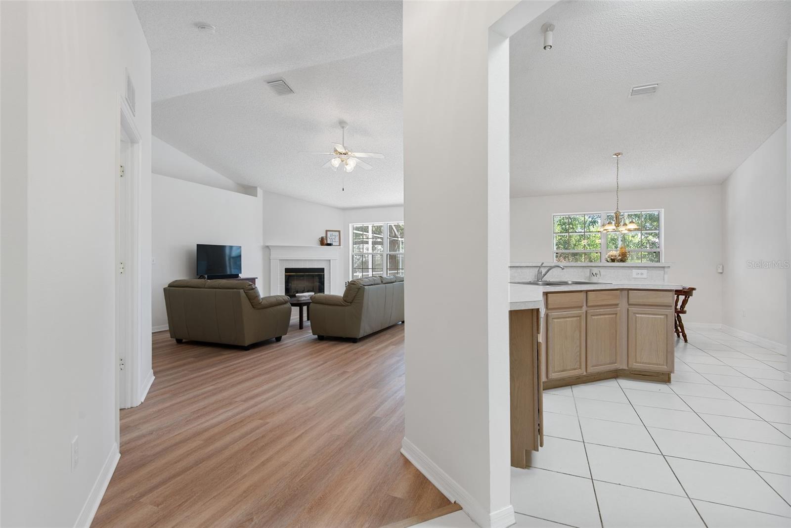 DEERWOOD REP BLK 20 PINE LAKES GOLF COURSE - Residential