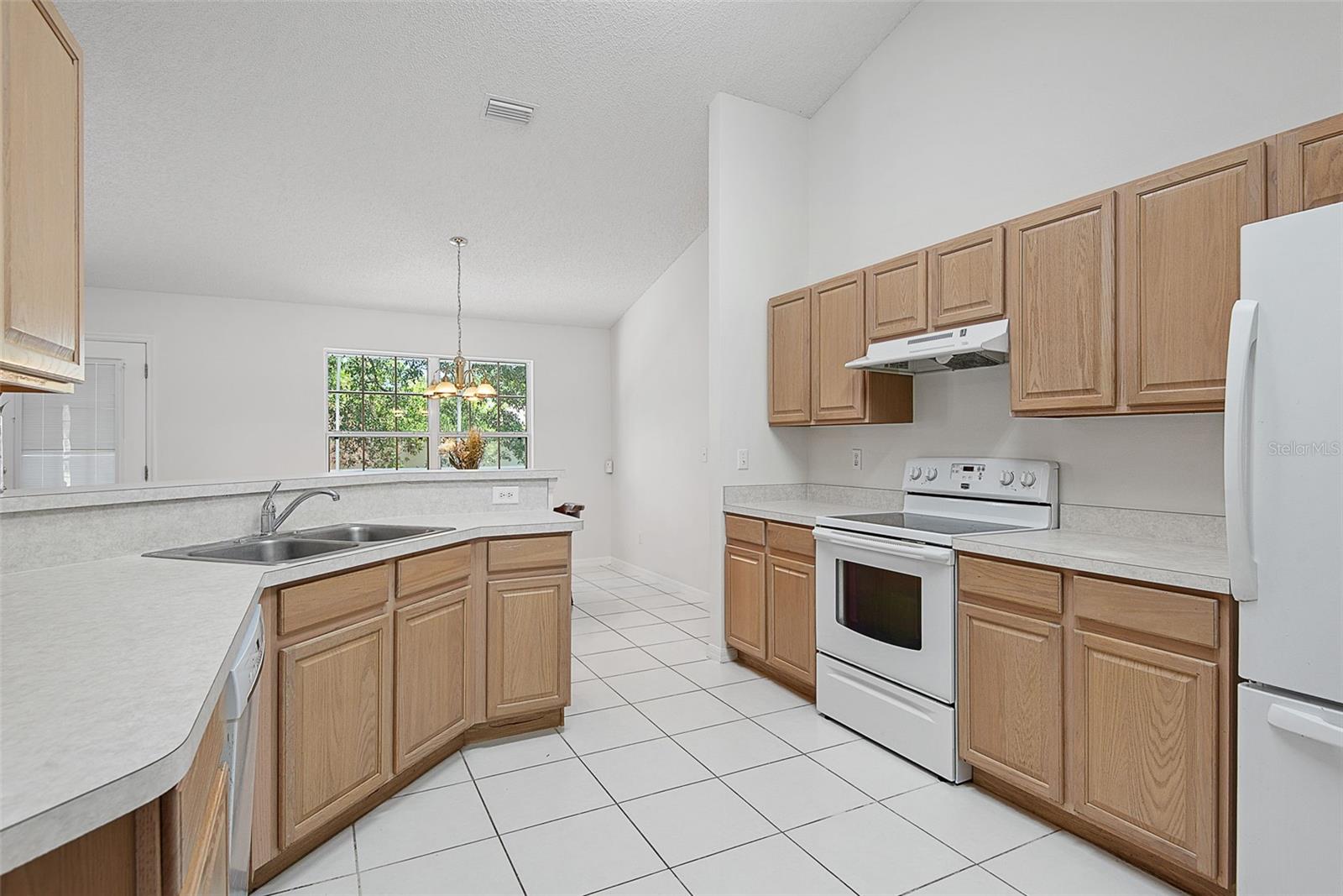 DEERWOOD REP BLK 20 PINE LAKES GOLF COURSE - Residential