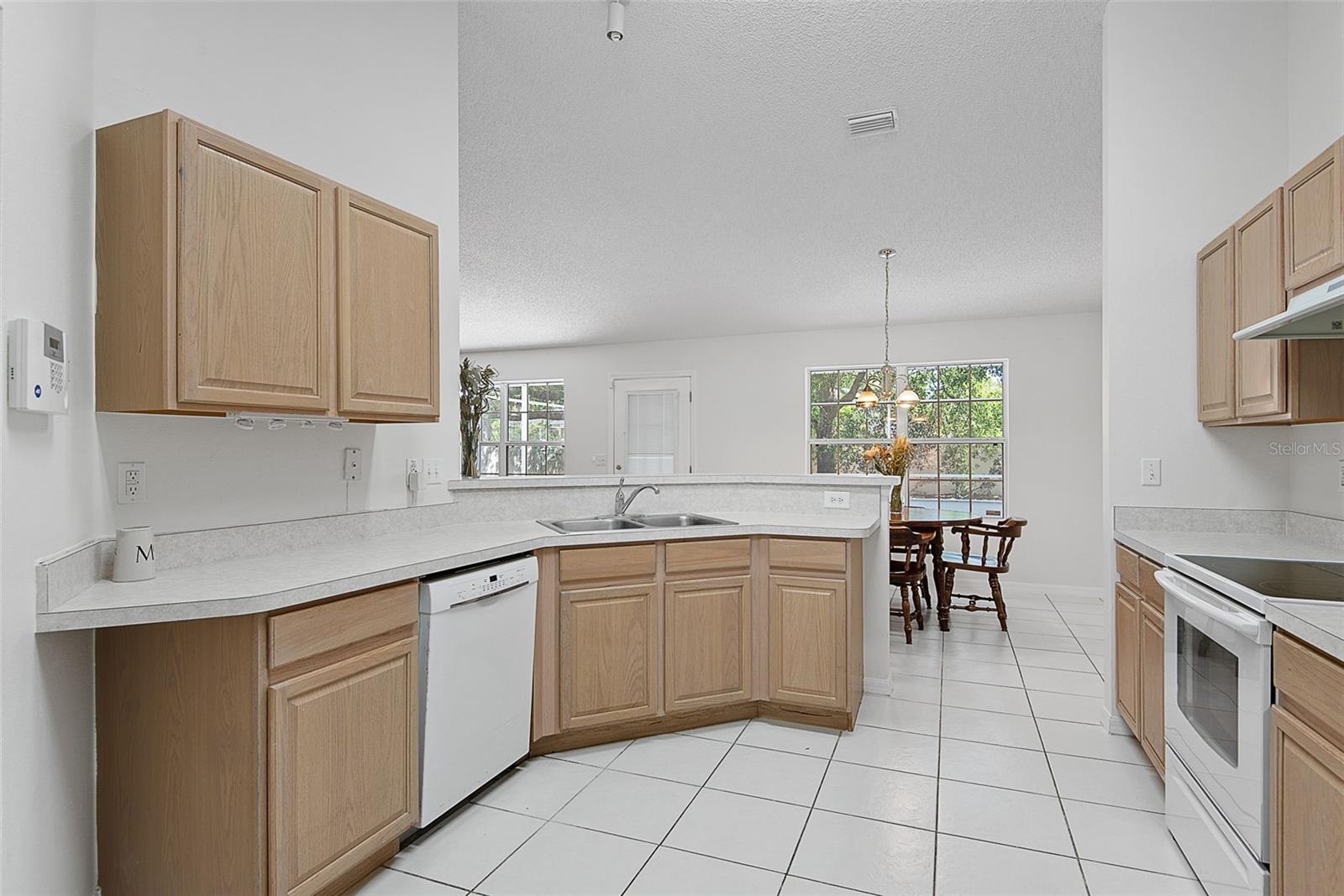 DEERWOOD REP BLK 20 PINE LAKES GOLF COURSE - Residential