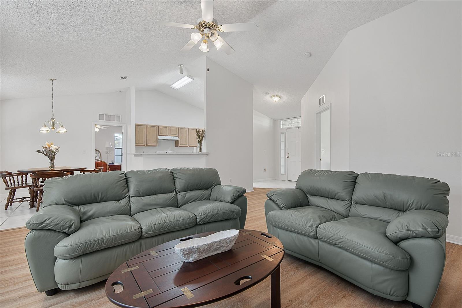 DEERWOOD REP BLK 20 PINE LAKES GOLF COURSE - Residential