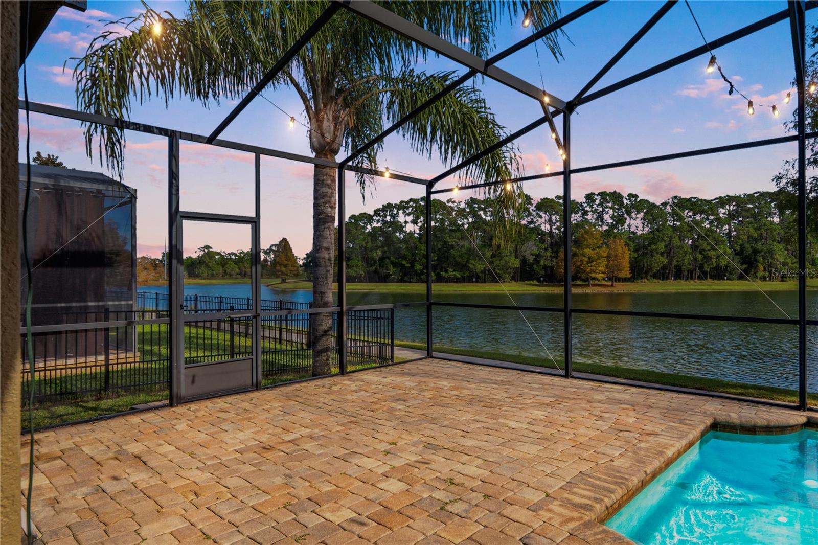 WINDERMERE TERRACE - Residential