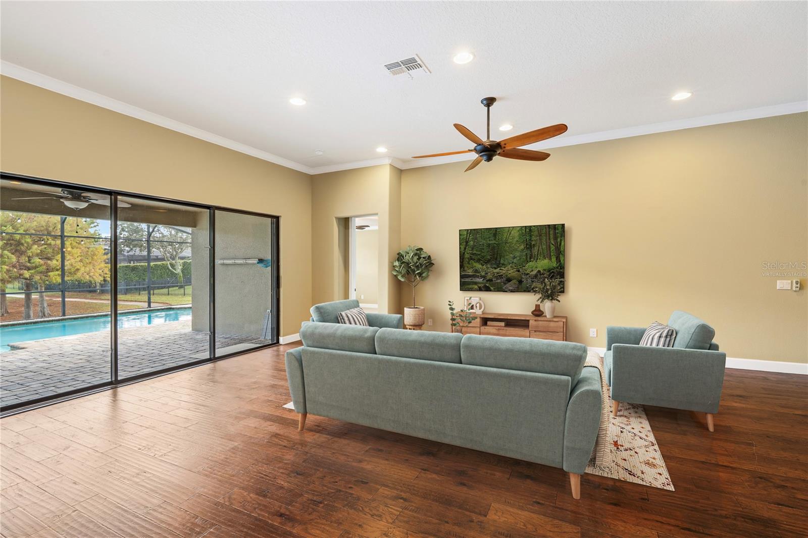 WINDERMERE TERRACE - Residential