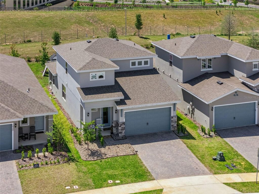 Photo of 1952 Sunshine Peak Drive, Minneola, FL 34715 (MLS # O6400492)