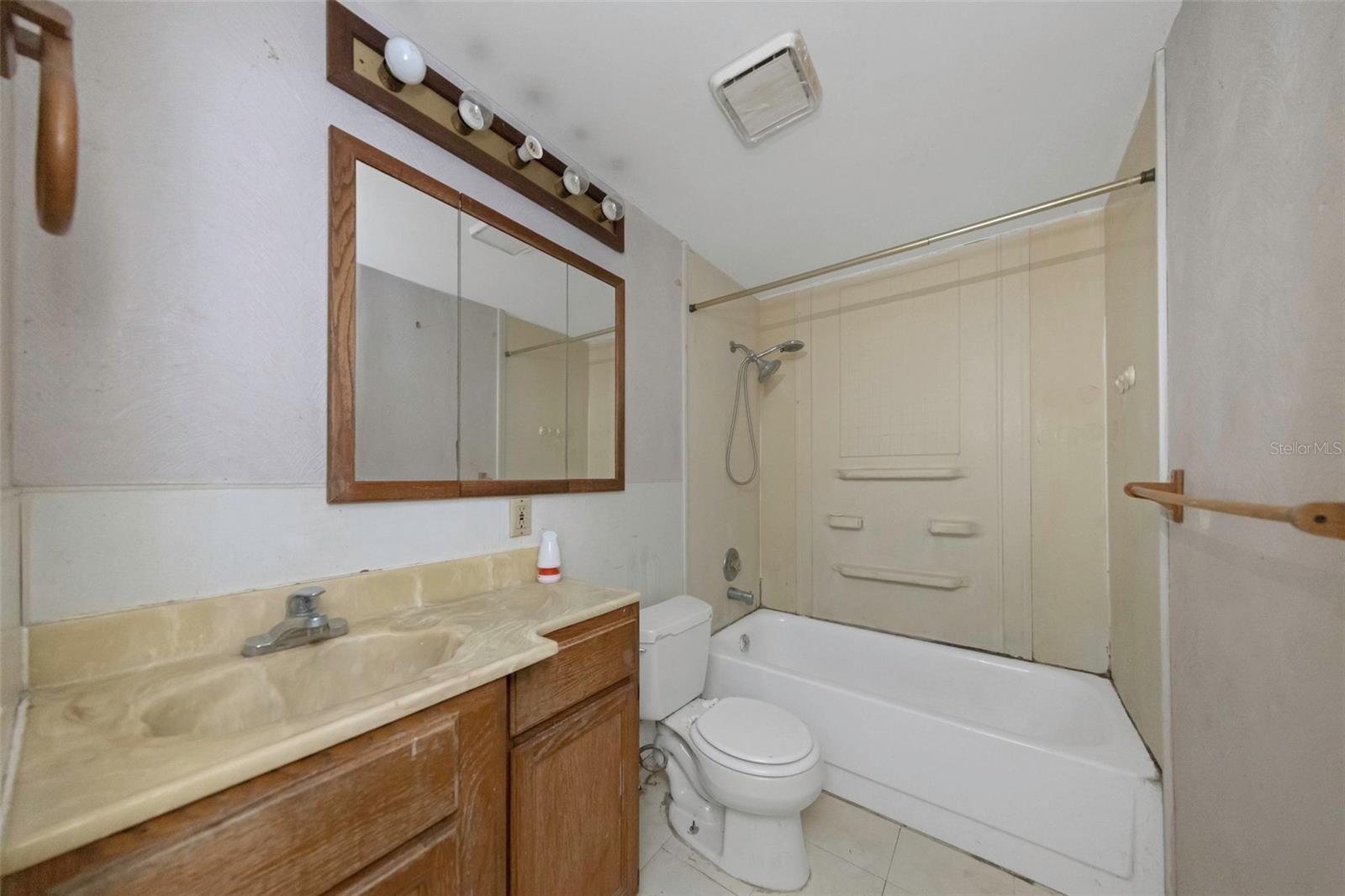 JAN-CORY SUB - Residential