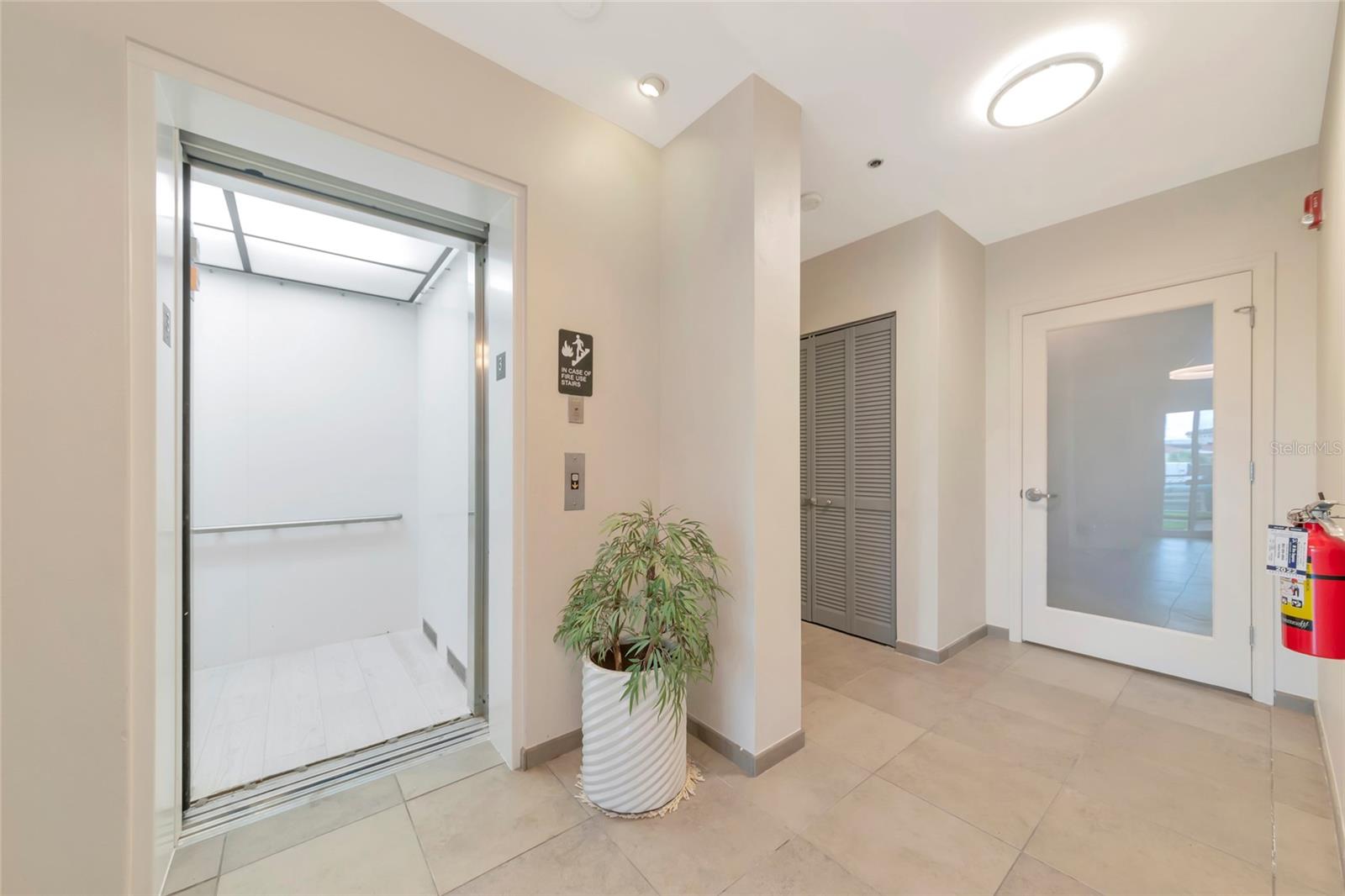 PLAT OF SARASOTA EXHIBIT - Residential