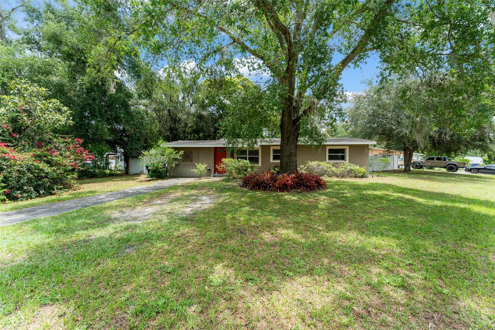 17 S AURORA DRIVE