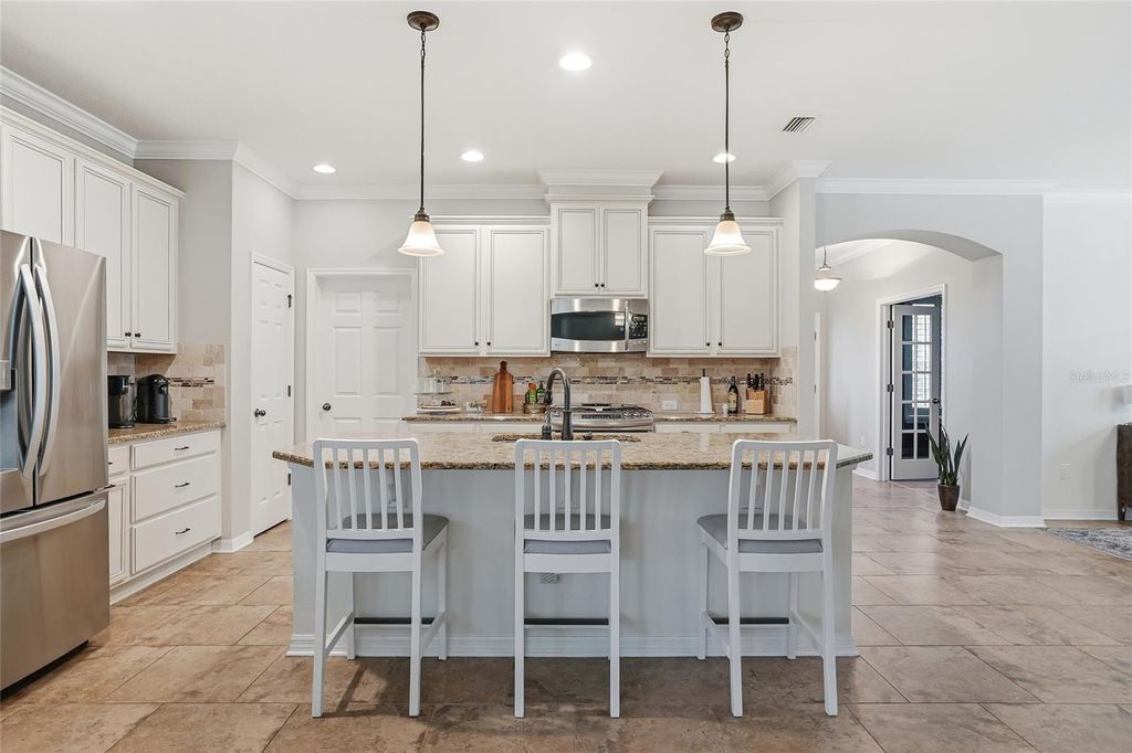 Photo of 5401 Match Point Place, Lithia, FL 33547 (MLS # TB8484386)