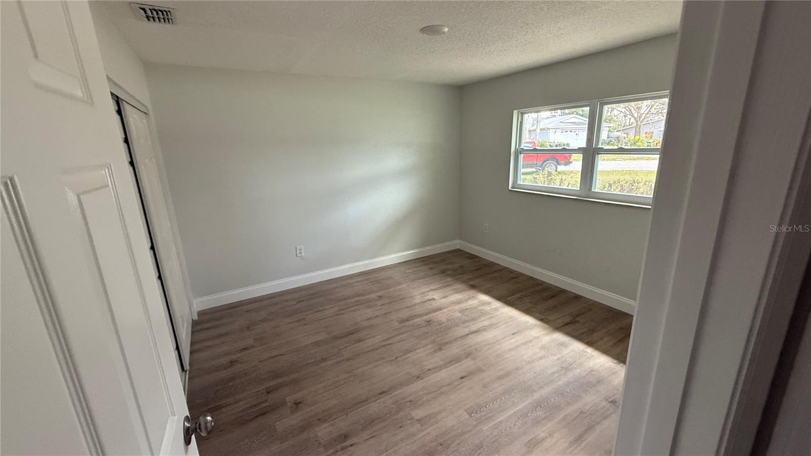 LAKE PADGETT ESTATES UNREC SUB - Residential