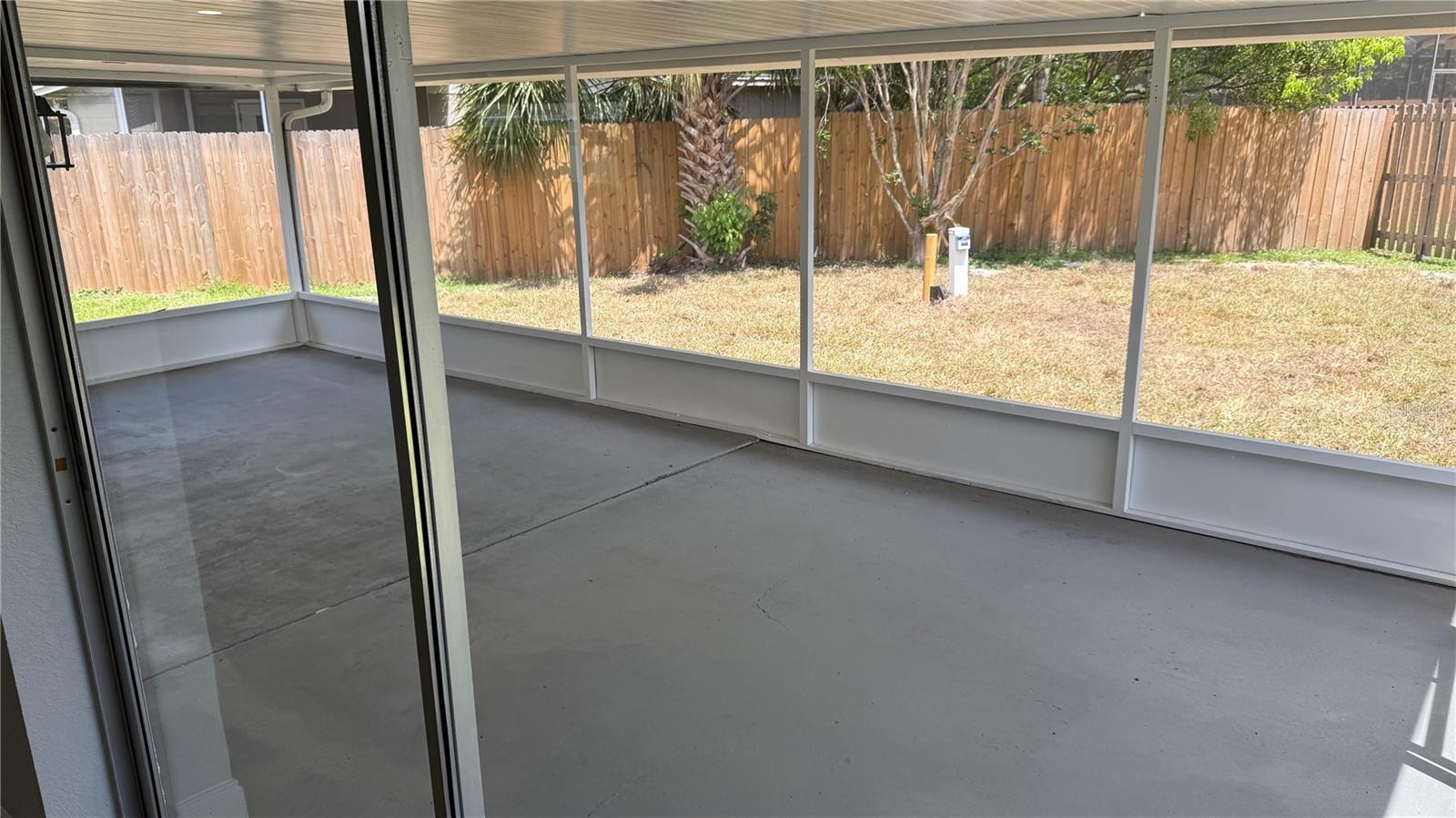 LAKE PADGETT ESTATES UNREC SUB - Residential