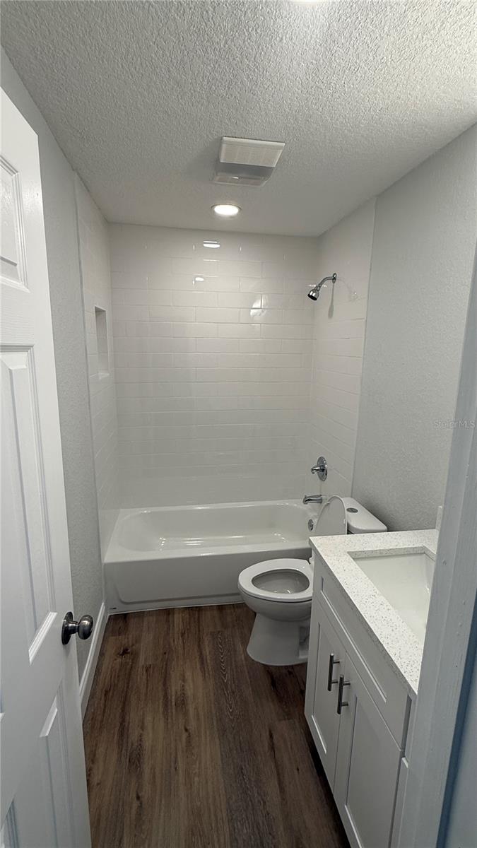 LAKE PADGETT ESTATES UNREC SUB - Residential