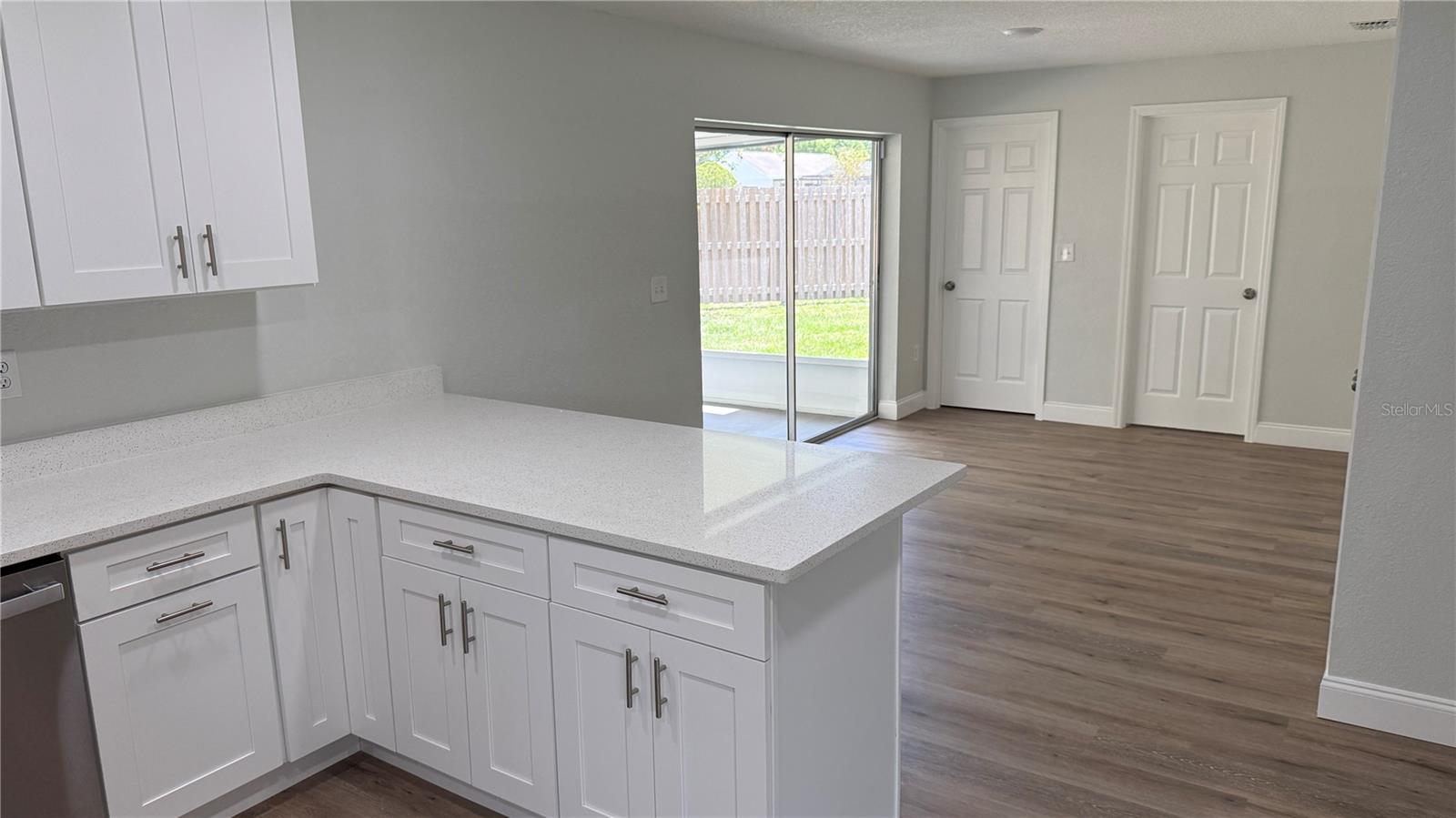 LAKE PADGETT ESTATES UNREC SUB - Residential