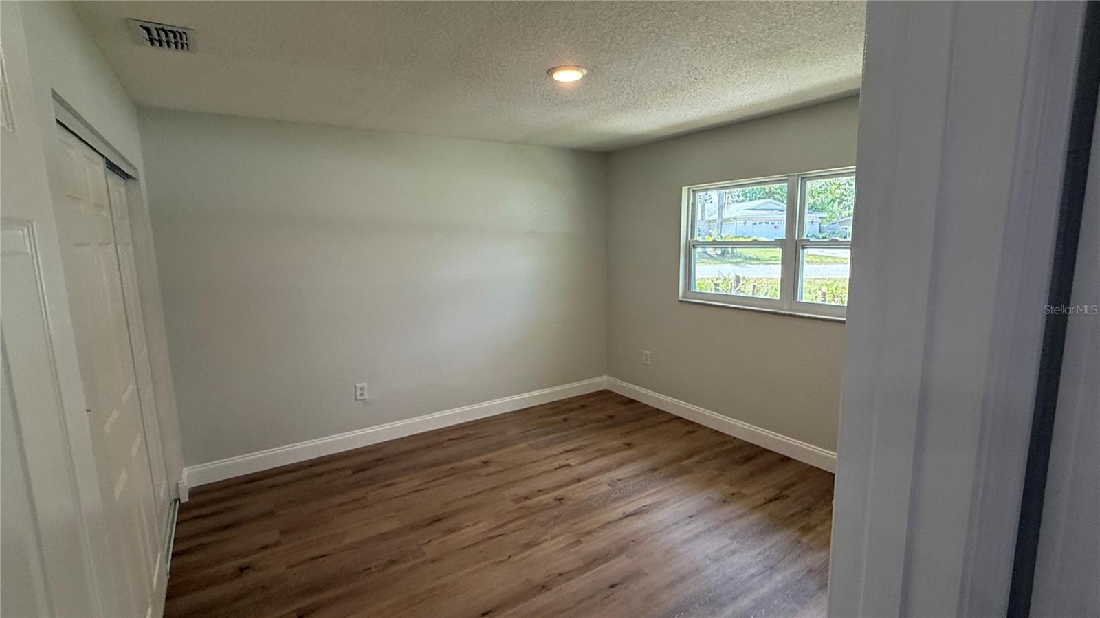 LAKE PADGETT ESTATES UNREC SUB - Residential