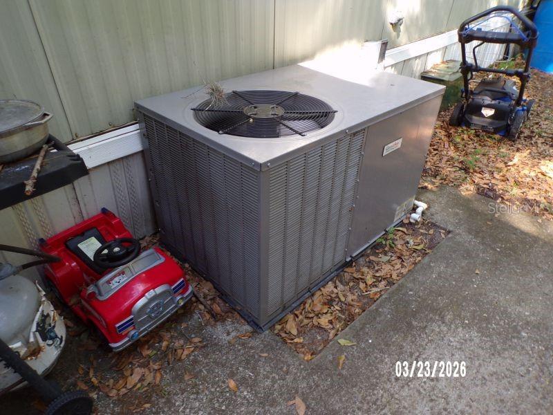 OCALA PARK ESTATE - Residential