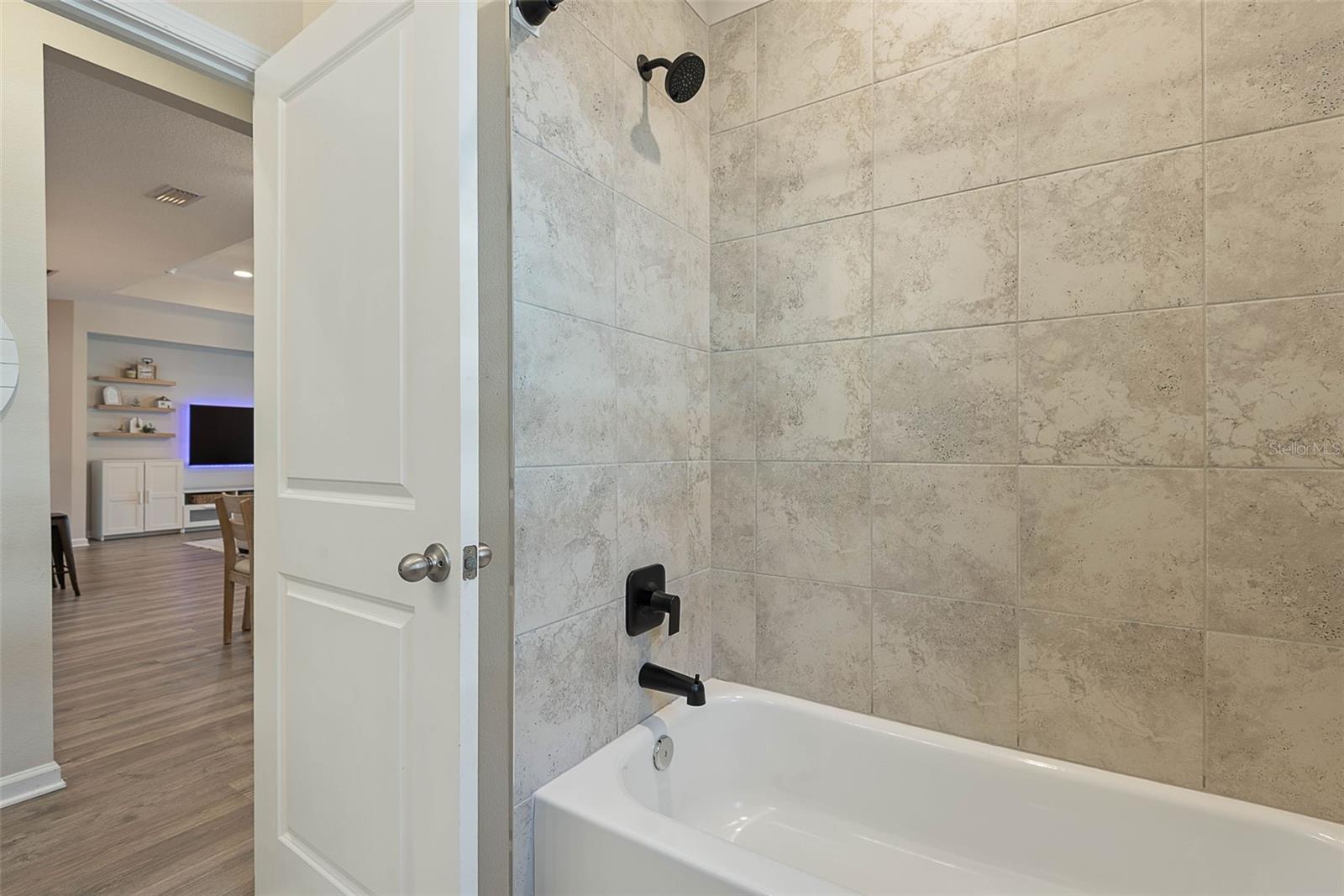 GRAND LNDGS PH 4 - Residential