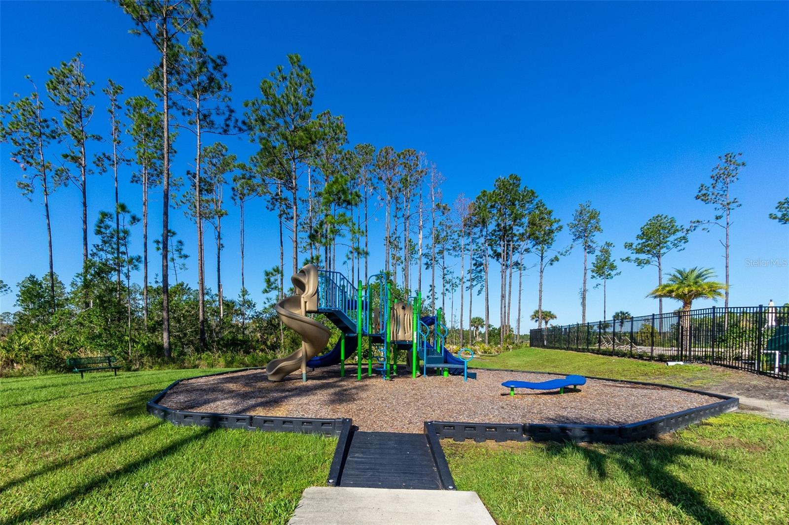 GRAND LNDGS PH 4 - Residential