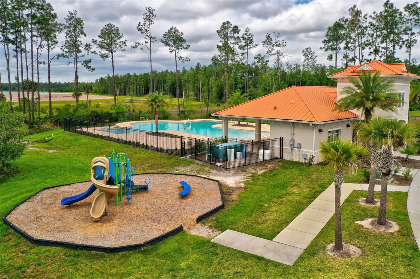 GRAND LNDGS PH 4 - Residential