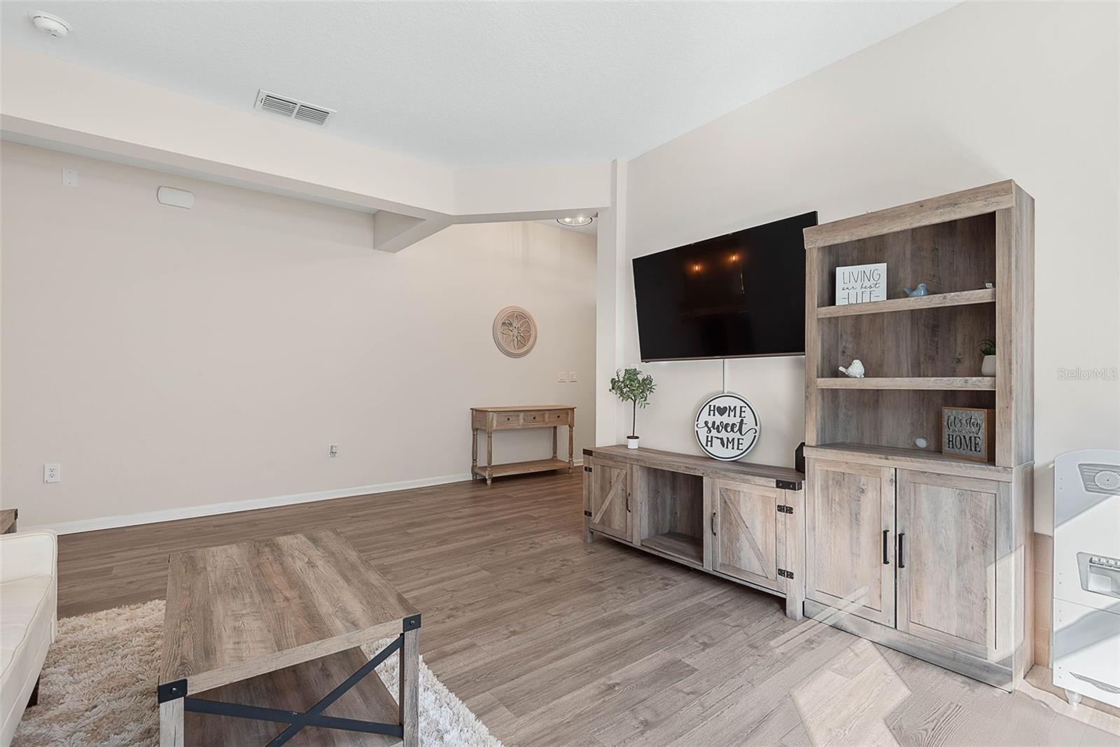 GRAND LNDGS PH 4 - Residential