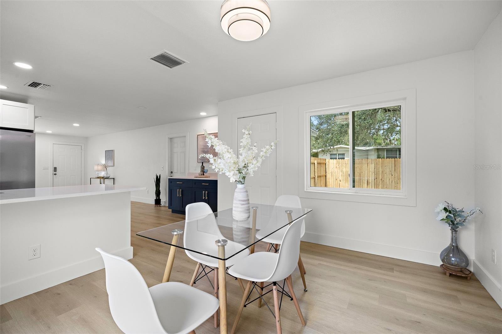 LAKEWOOD - Residential
