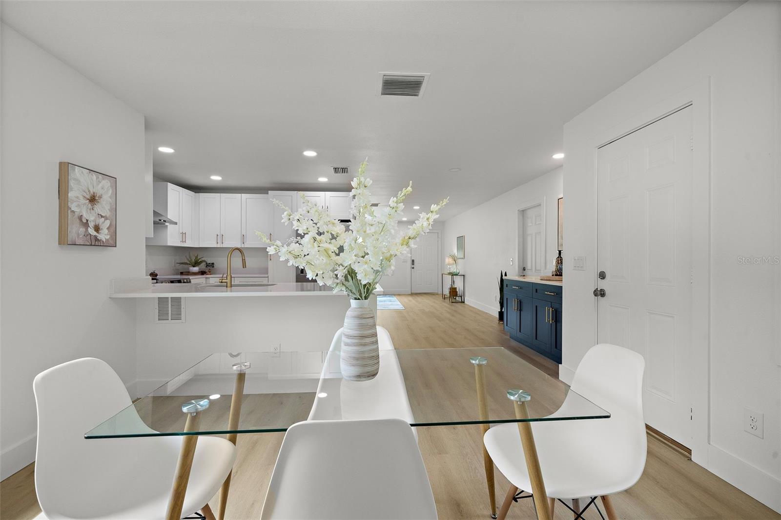 LAKEWOOD - Residential
