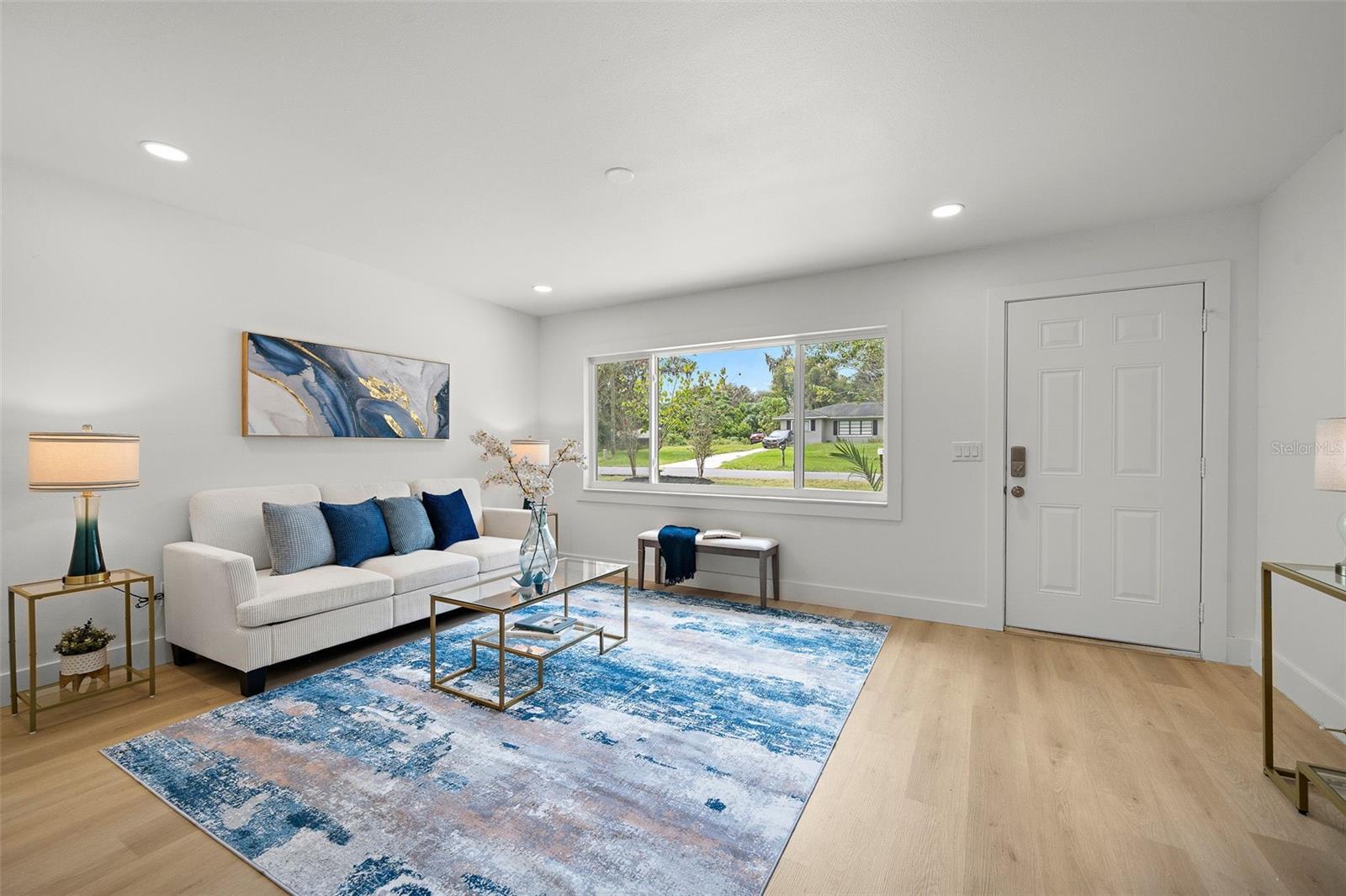 LAKEWOOD - Residential