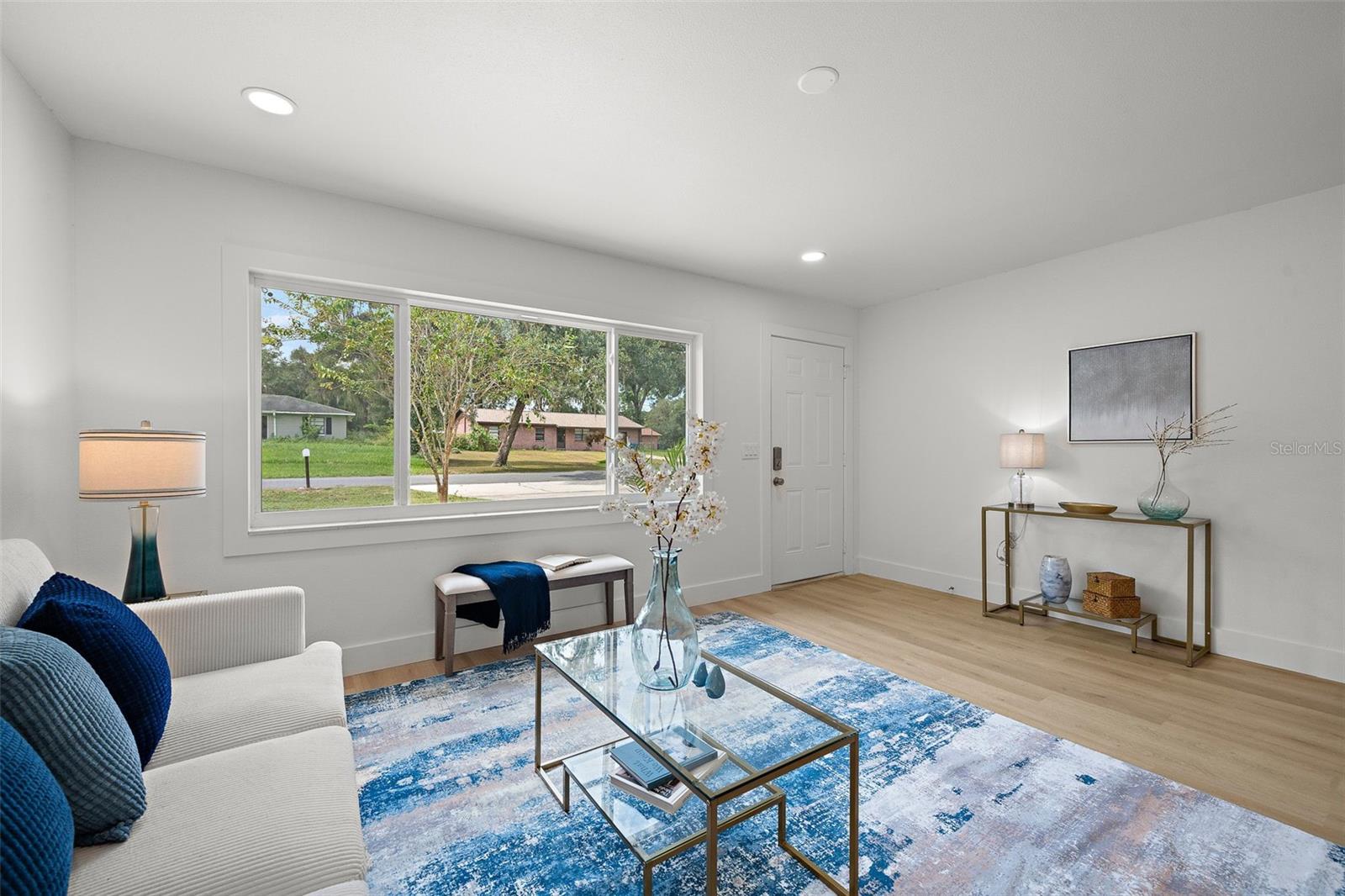 LAKEWOOD - Residential