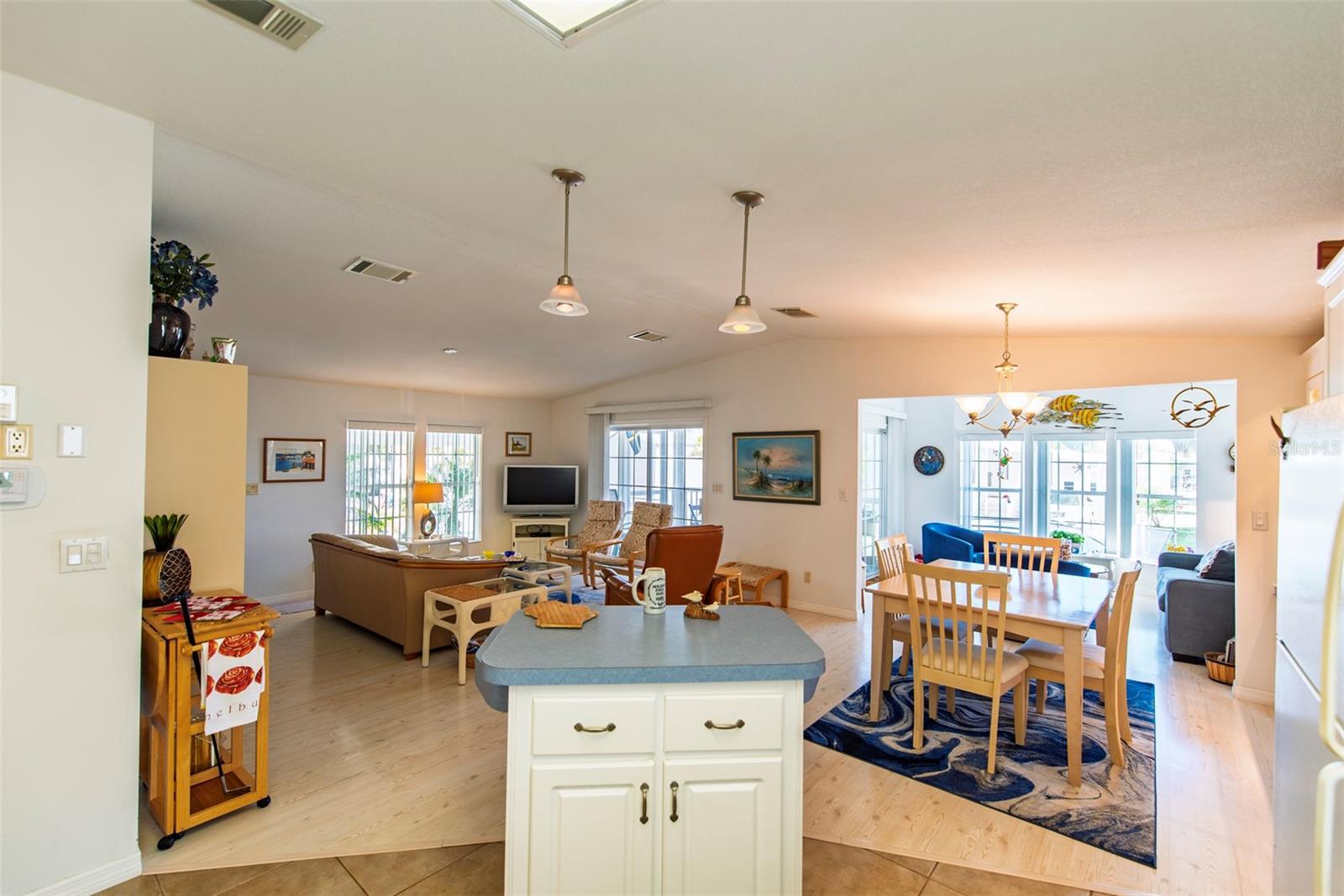 WINDMILL VILLAGE - Residential