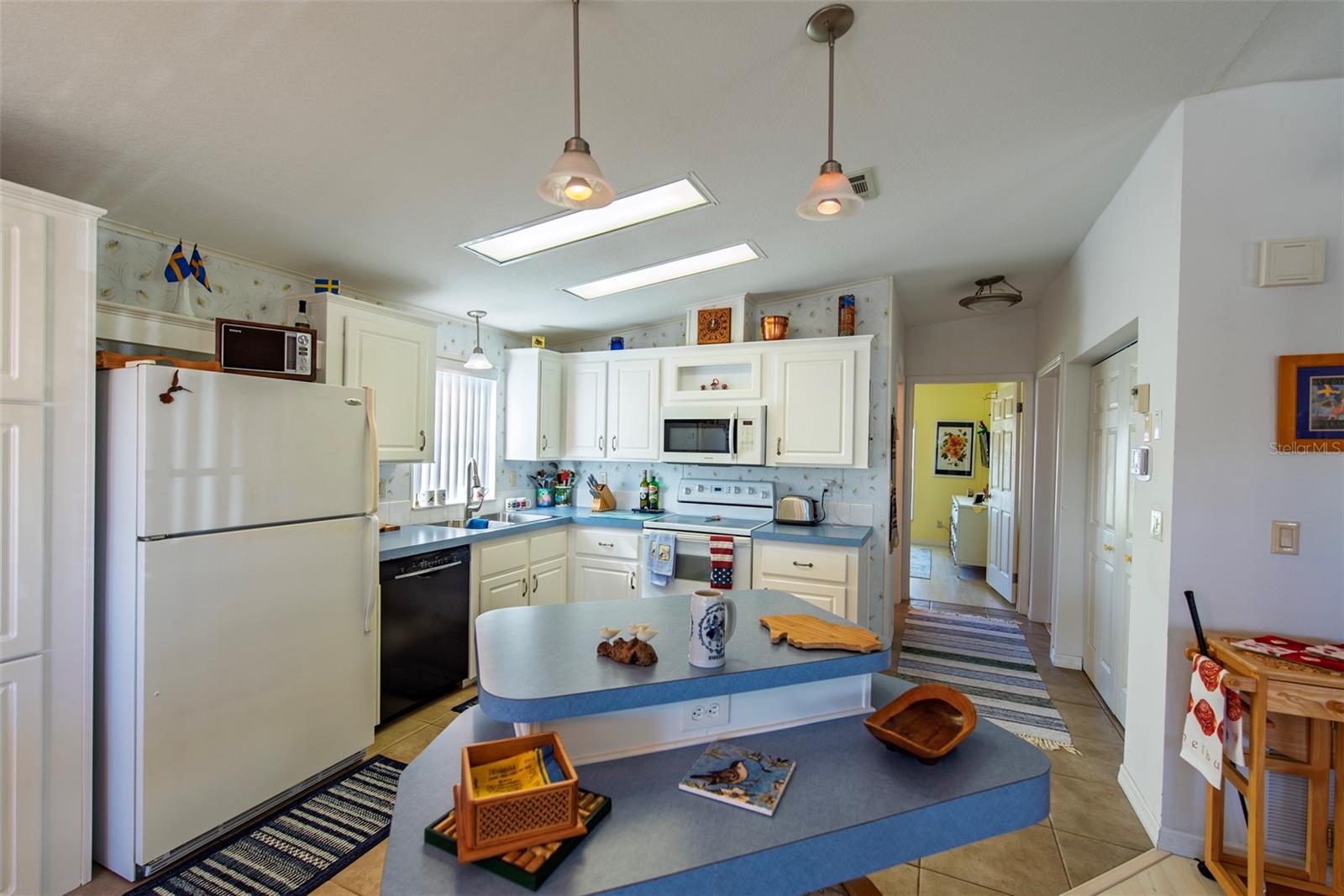 WINDMILL VILLAGE - Residential