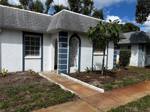 Photo of 4223 E Sheldon Place #23, New Port Richey, FL 34652 (MLS # W7879712) Photo of 4223 E Sheldon Place #23, New Port Richey, FL 34652 (MLS # W7879712)