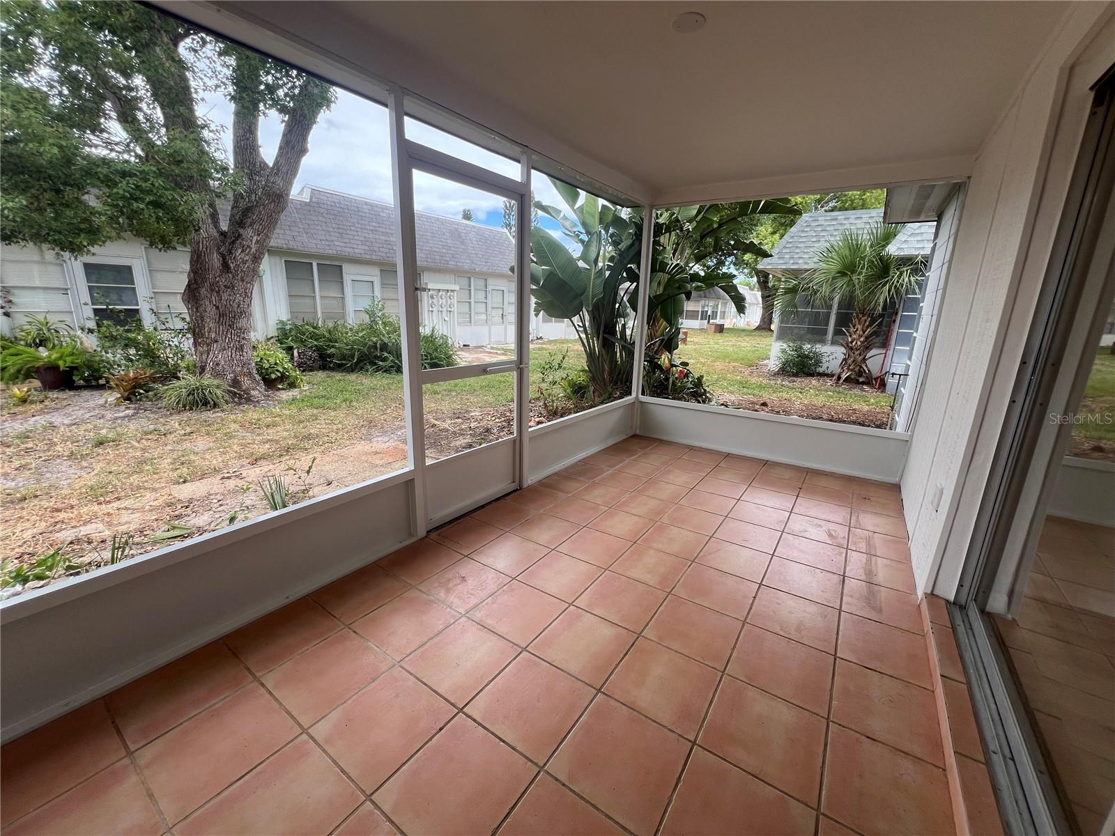 GARDENS BEACON SQUARE - Residential