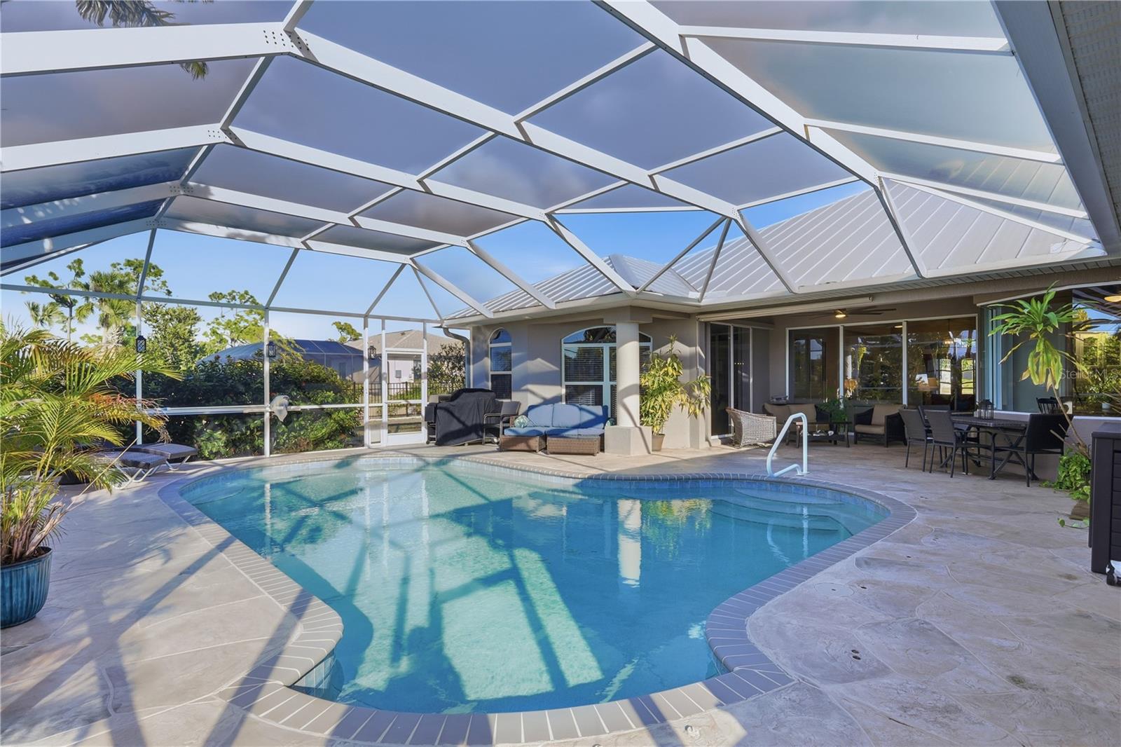 ROTONDA WEST WHITE MARSH - Residential